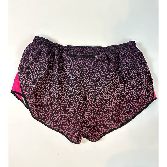 Nike Dri-Fit Women's Pink Printed Ombre Shorts - Picture 2 of 10